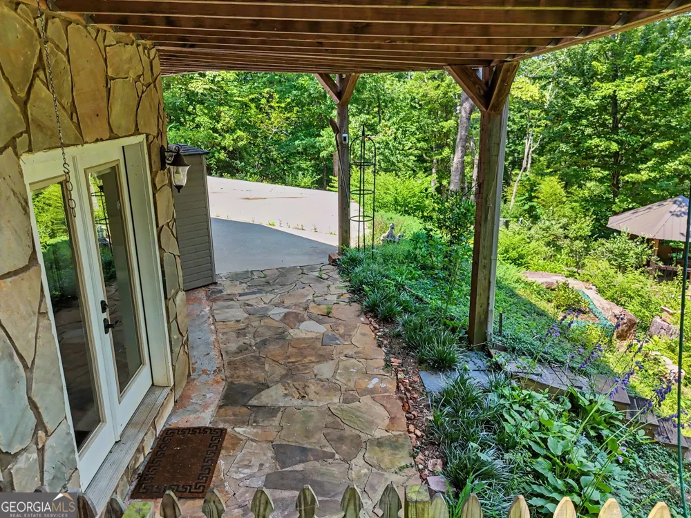 1405 Adair Mill RD Cleveland, GA 30528
