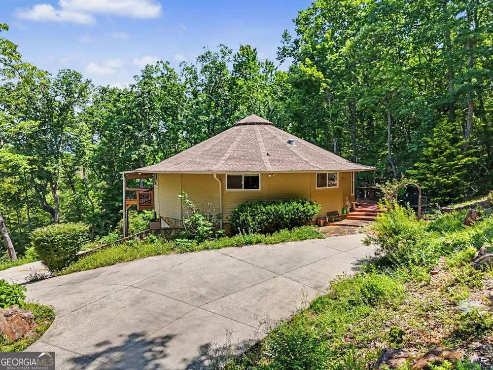 1405 Adair Mill RD Cleveland, GA 30528