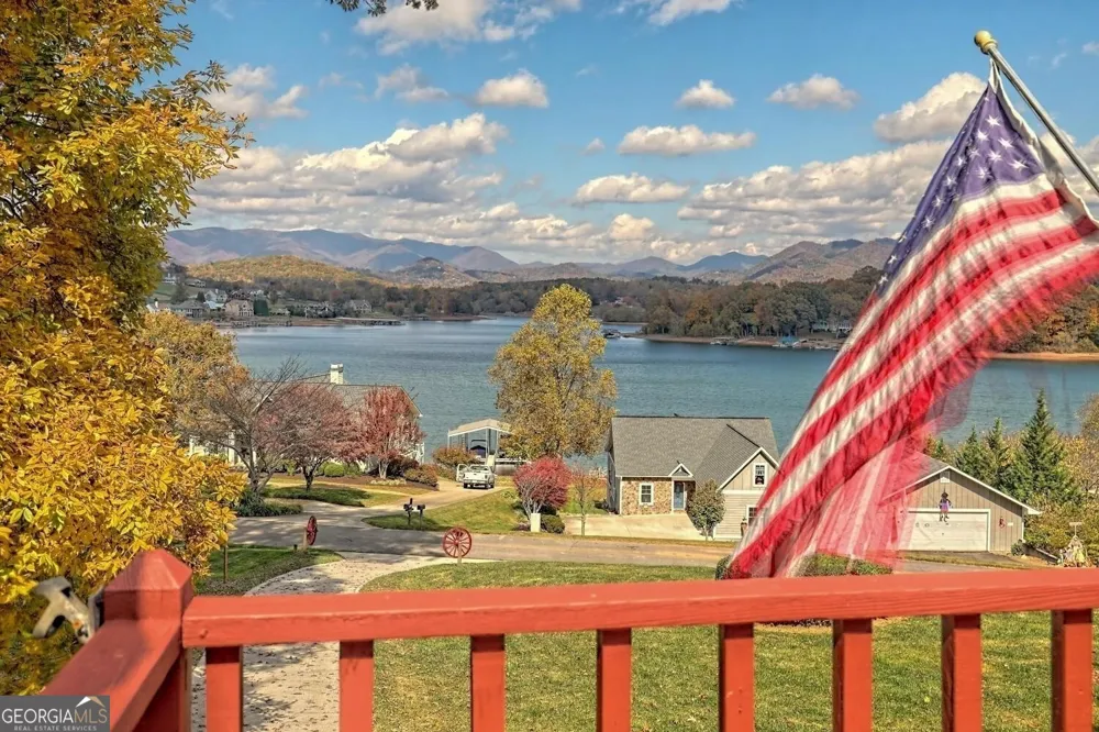 2734 Hidden Valley RD Hiawassee, GA 30546