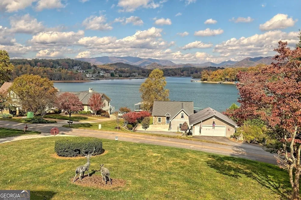2734 Hidden Valley RD Hiawassee, GA 30546