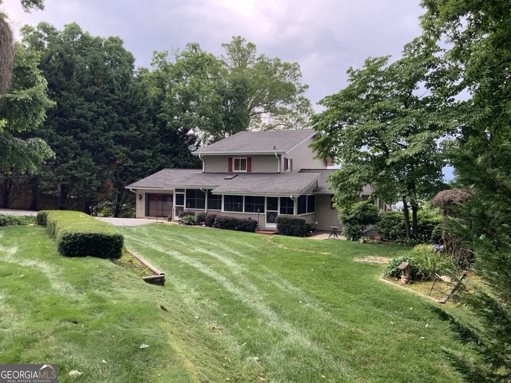 2734 Hidden Valley RD Hiawassee, GA 30546