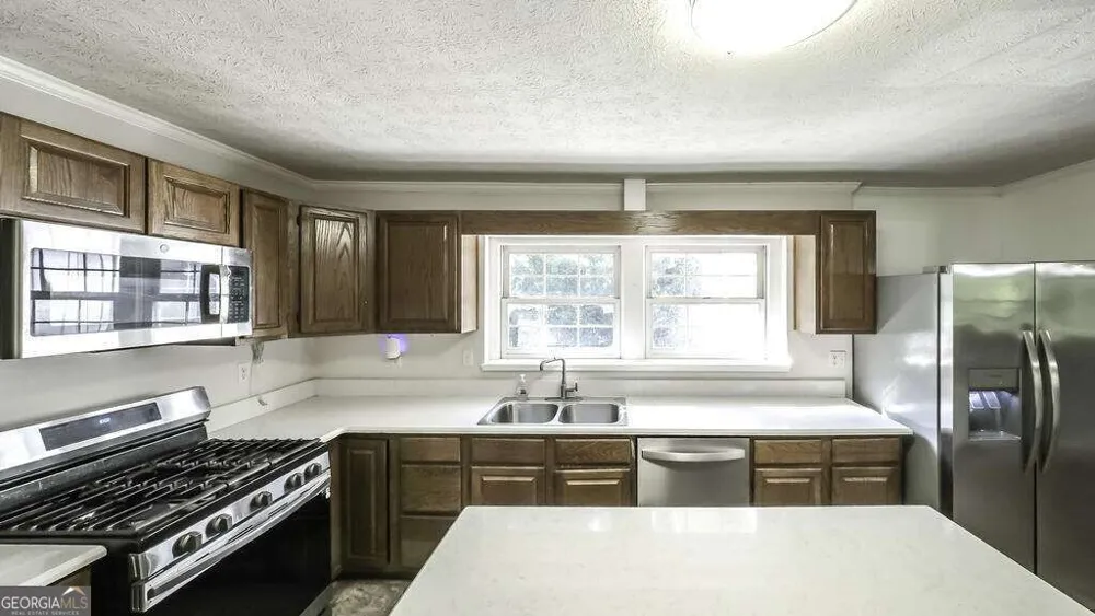 516 Dickerson RD Franklin, GA 30217