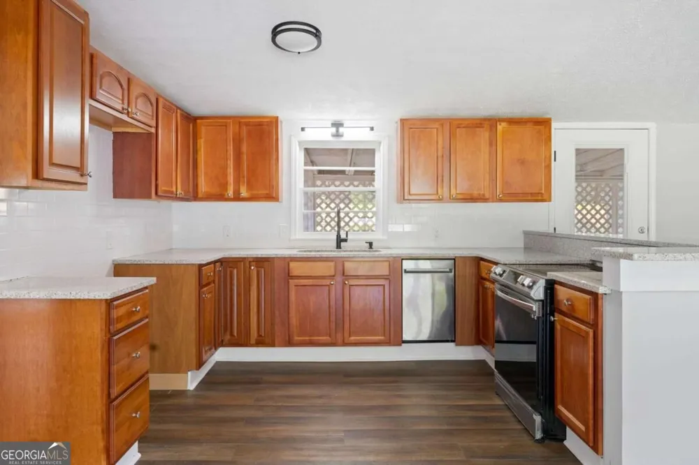 119 Mcbee ST Dallas, GA 30132