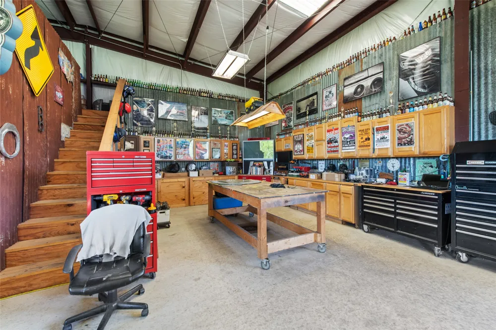 3060 Fm 1704 Elgin, TX 78621