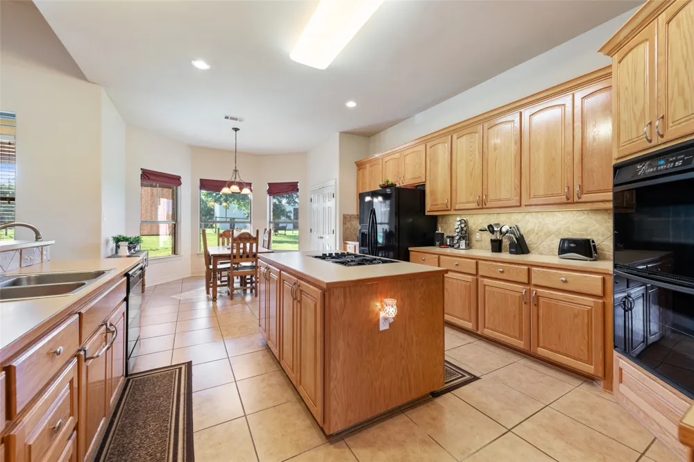 3060 Fm 1704 Elgin, TX 78621