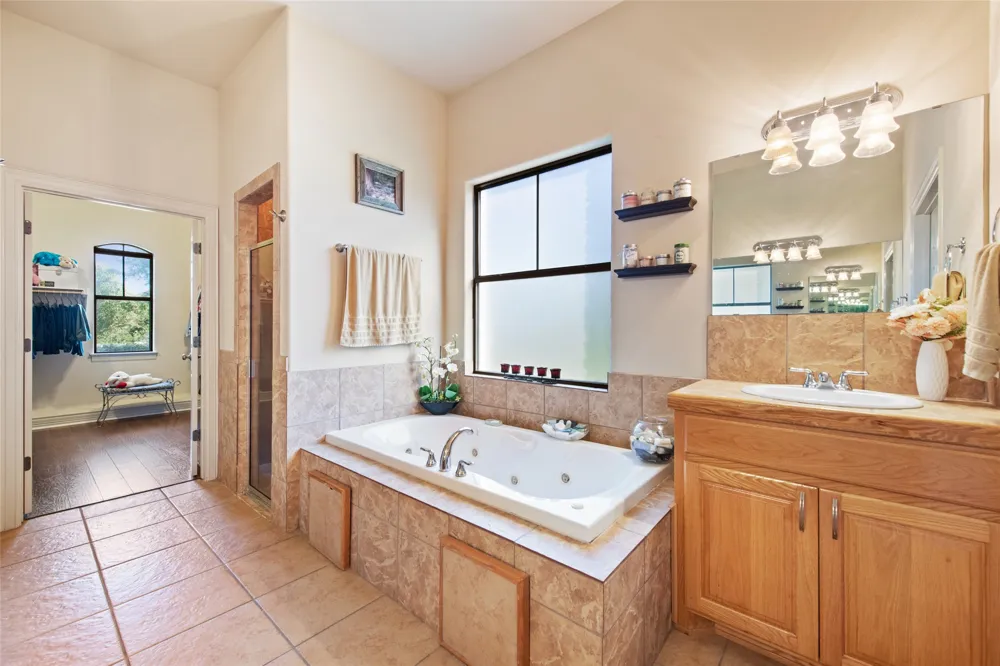 3060 Fm 1704 Elgin, TX 78621