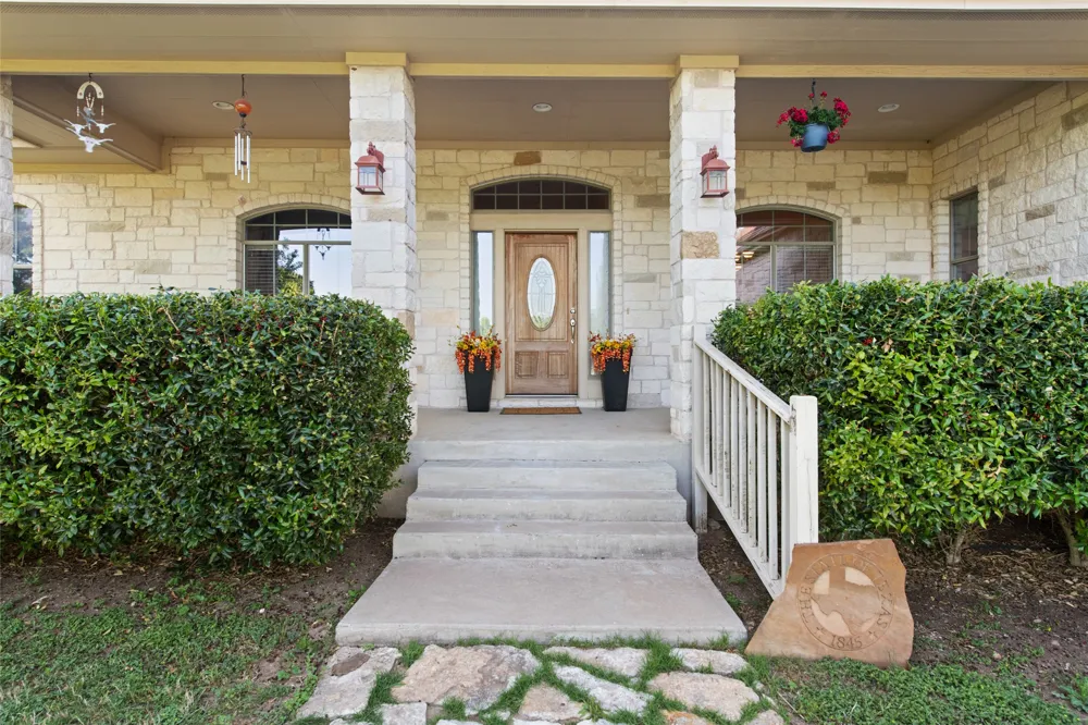 3060 Fm 1704 Elgin, TX 78621