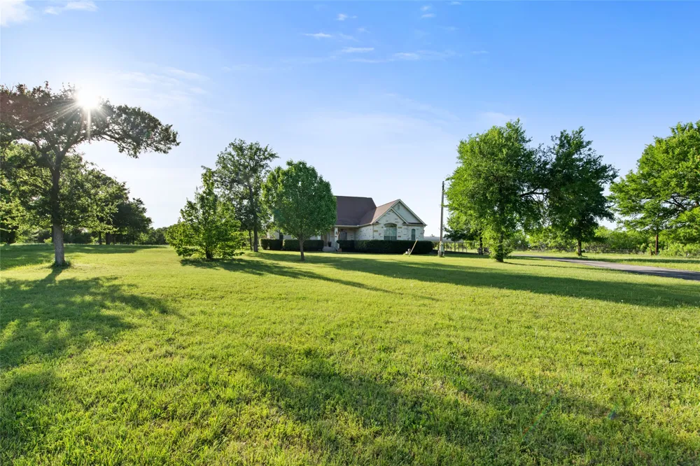 3060 Fm 1704 Elgin, TX 78621
