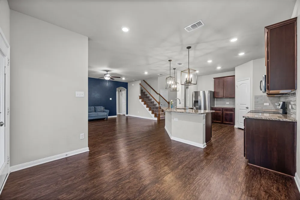 811 Clanton Cove Killeen, TX 76542