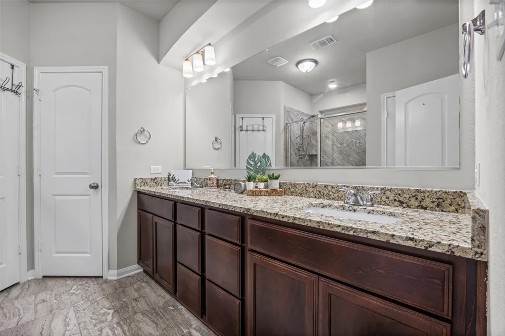 811 Clanton Cove Killeen, TX 76542