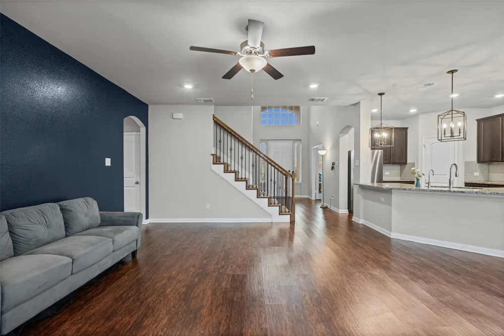 811 Clanton Cove Killeen, TX 76542