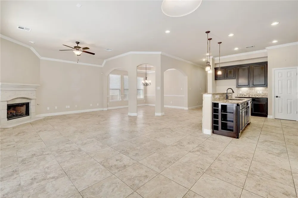 4492 Wandering Vine Trail Round Rock, TX 78665
