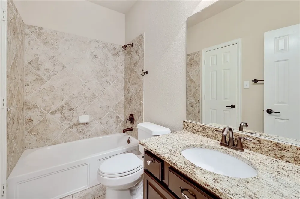 4492 Wandering Vine Trail Round Rock, TX 78665