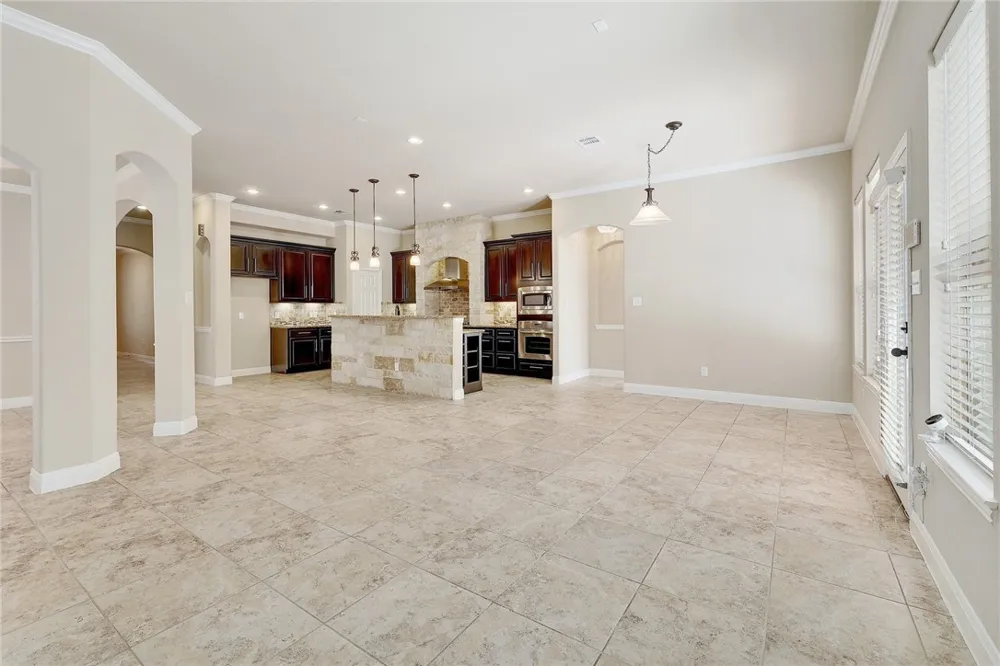 4492 Wandering Vine Trail Round Rock, TX 78665