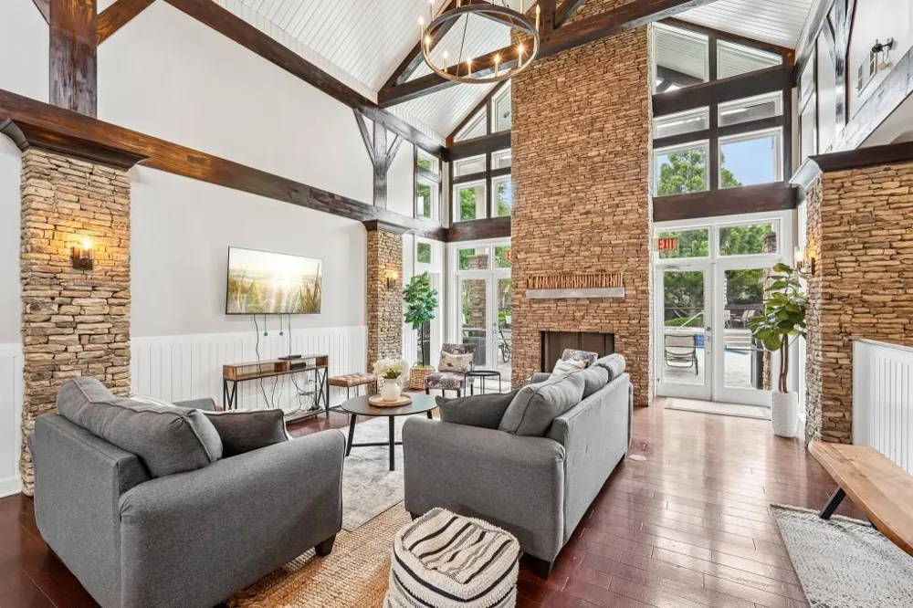 3709 Ashford Creek Hill NE Atlanta, GA 30319