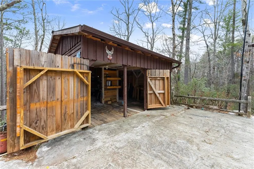 279 Cindy Cove Road Blairsville, GA 30512