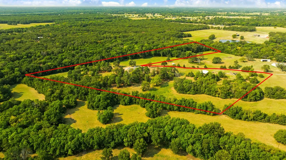 3689 Farm Road 1499 Paris, TX 75460