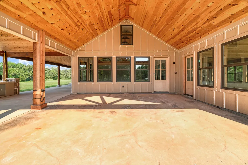 3689 Farm Road 1499 Paris, TX 75460