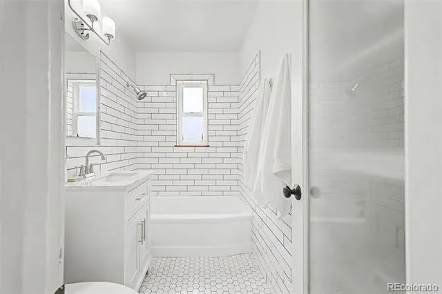 3025 Richard Allen Court Denver, CO 80205