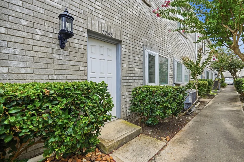 7743 Cambridge Street #7743 Houston, TX 77054