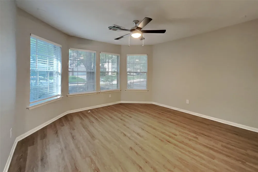 10 Windswept Oaks Place Conroe, TX 77385