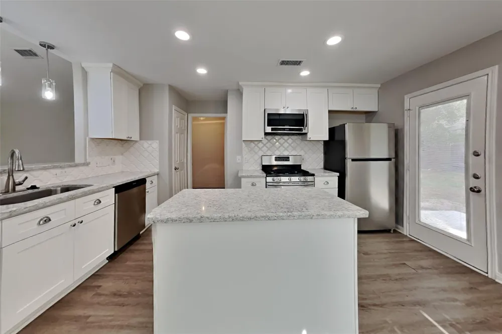 10 Windswept Oaks Place Conroe, TX 77385