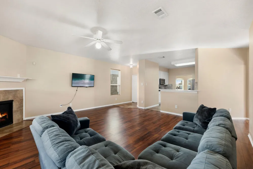 5911 Rosemary Circle Baytown, TX 77521