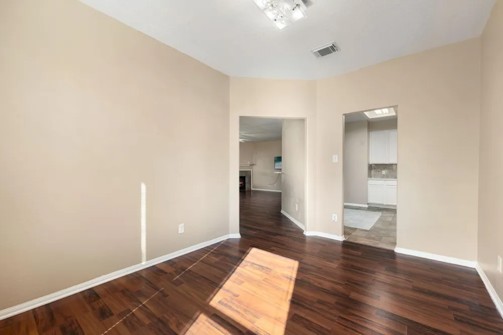 5911 Rosemary Circle Baytown, TX 77521