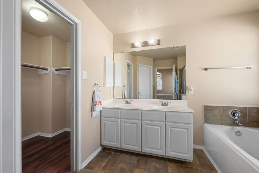 5911 Rosemary Circle Baytown, TX 77521