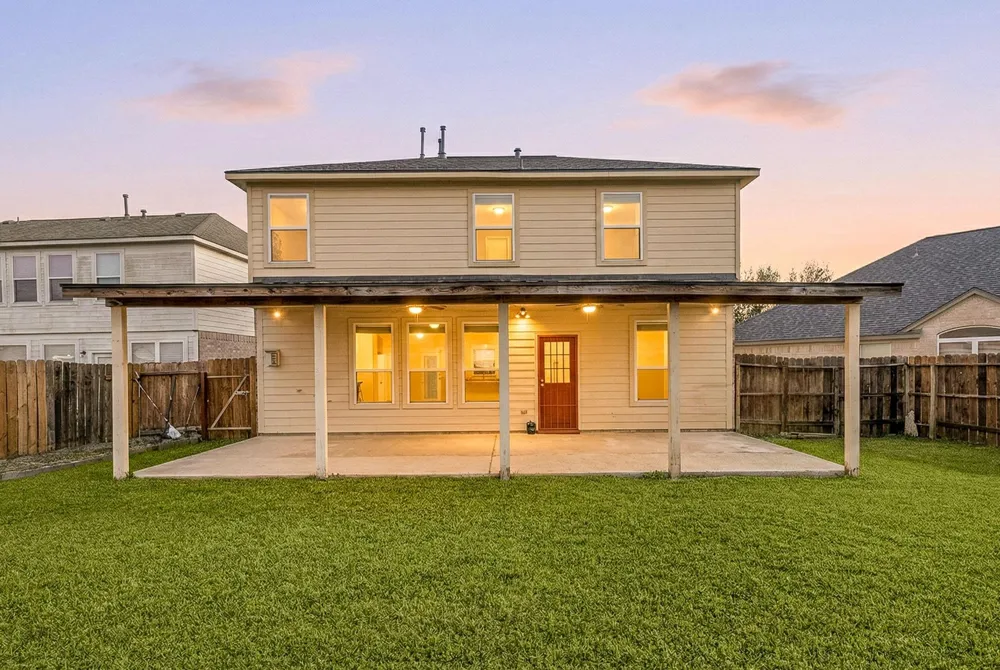 5911 Rosemary Circle Baytown, TX 77521