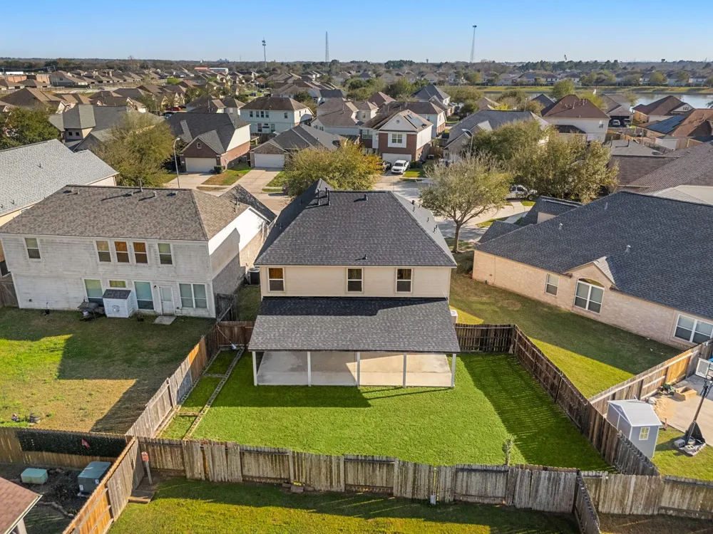5911 Rosemary Circle Baytown, TX 77521