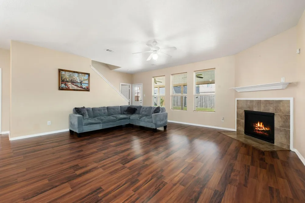 5911 Rosemary Circle Baytown, TX 77521