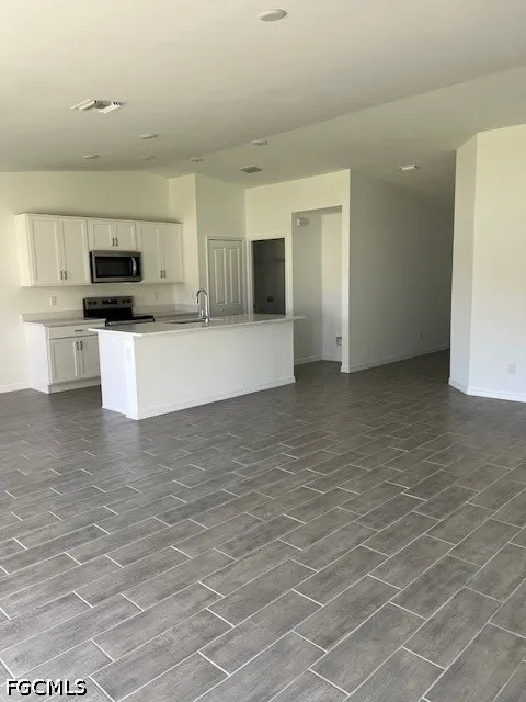 SW 13th Terrace Cape Coral, FL 33991