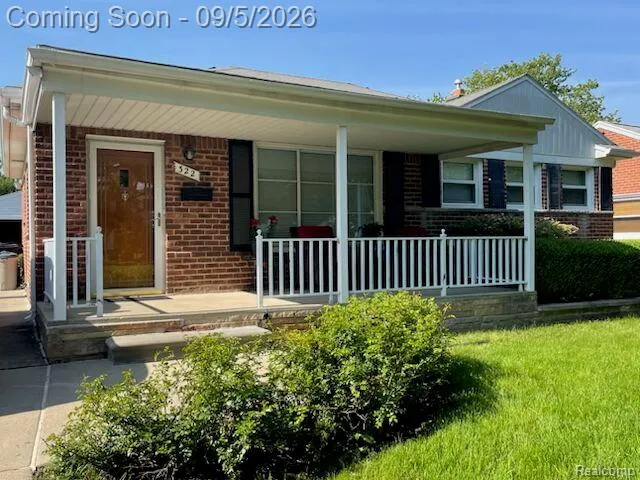 322 Jeffrey Avenue Royal Oak City, MI 48073