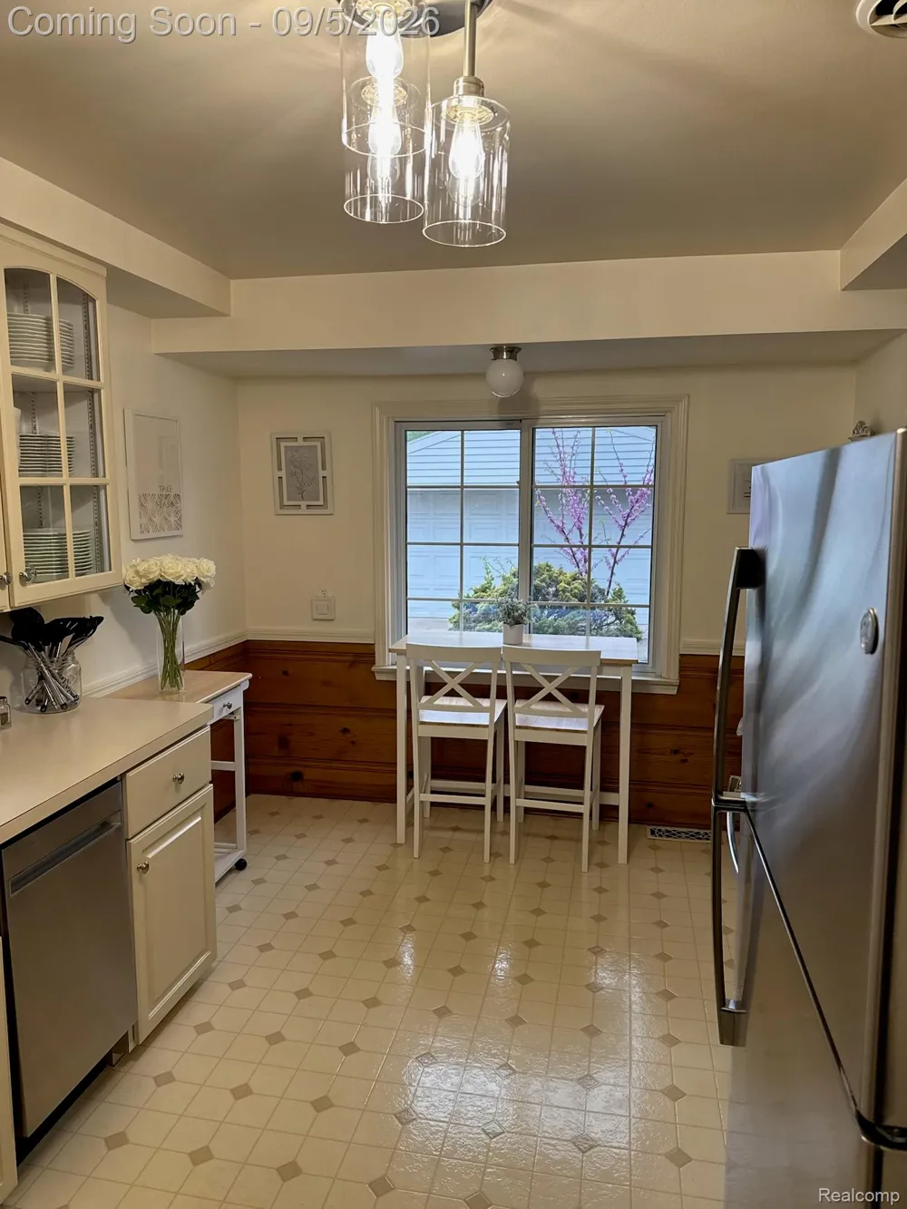 322 Jeffrey Avenue Royal Oak City, MI 48073