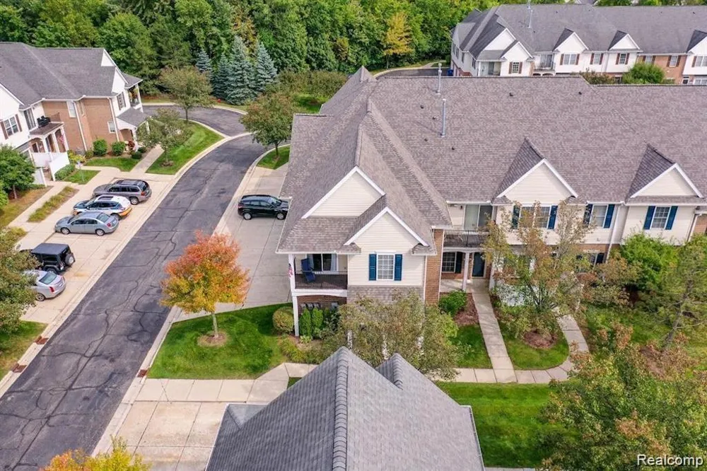 731 Amberly Drive #C Waterford Charter Township, MI 48328