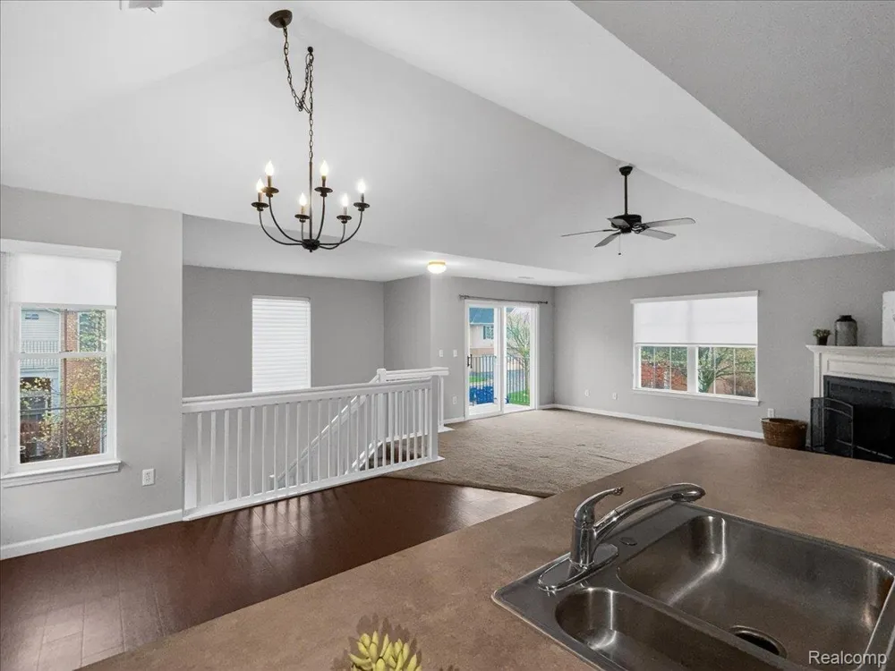731 Amberly Drive #C Waterford Charter Township, MI 48328