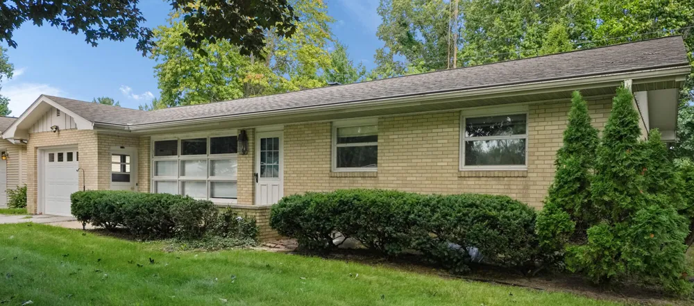 2197 Ann Drive St Joseph City, MI 49085