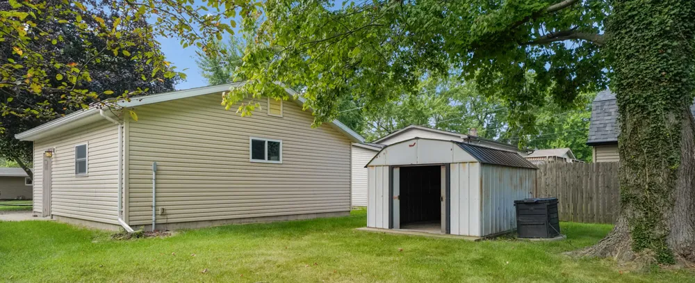 2197 Ann Drive St Joseph City, MI 49085