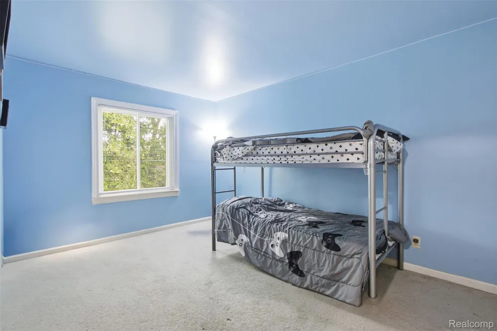 735 Claire Pointe Circle St Clair Shores City, MI 48081