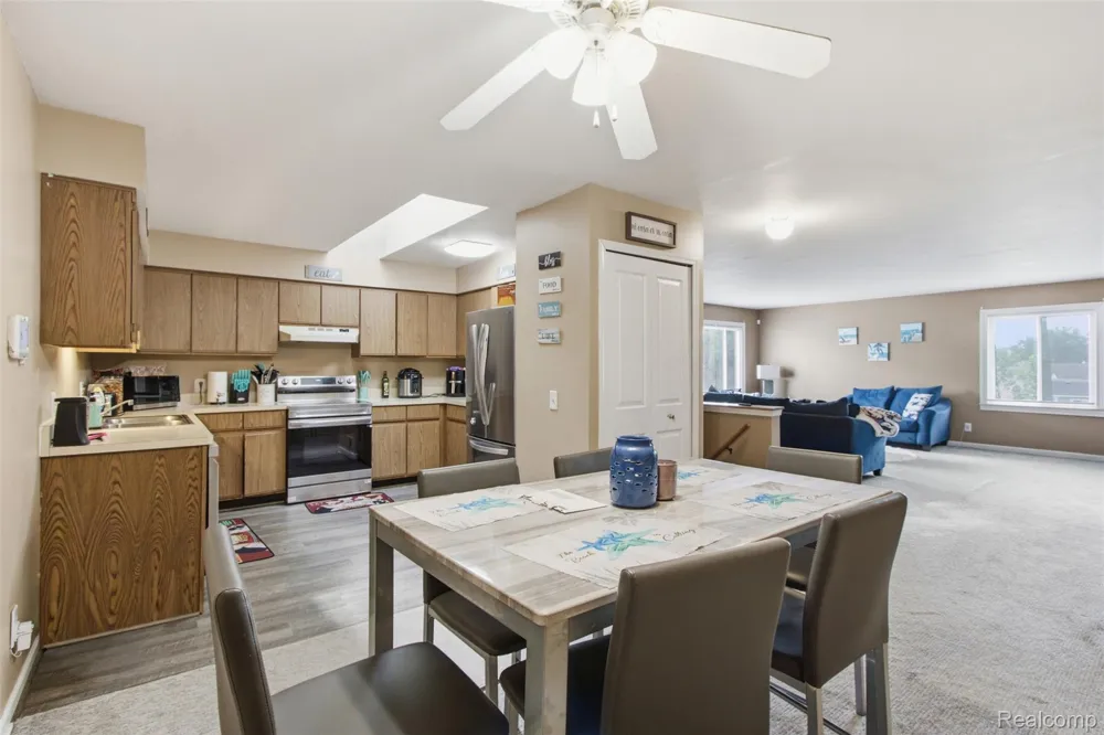 735 Claire Pointe Circle St Clair Shores City, MI 48081