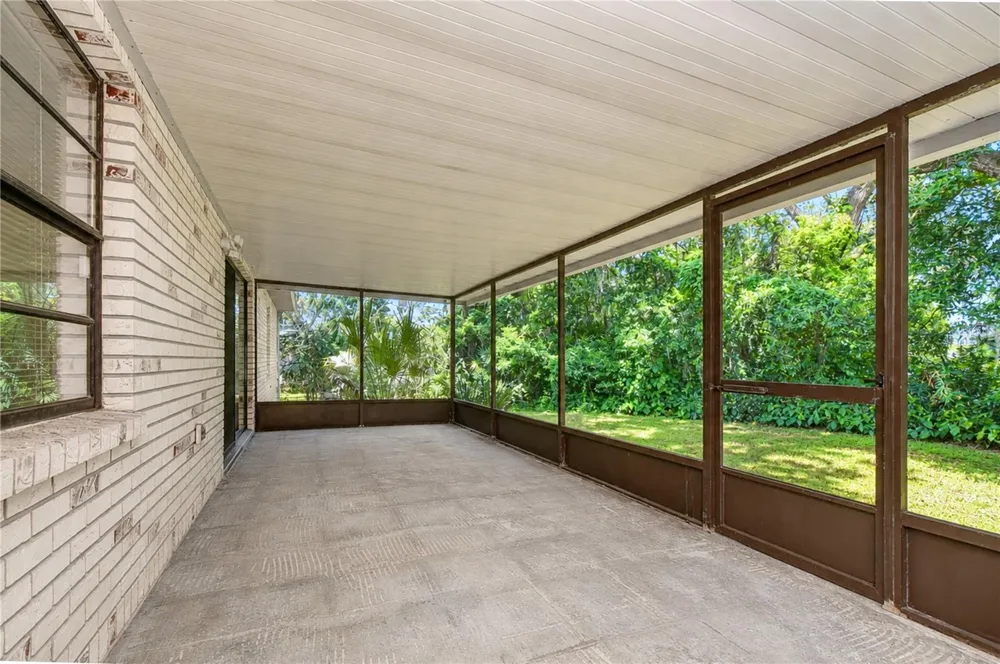 716 WESTWOOD DRIVE Brandon, FL 33511