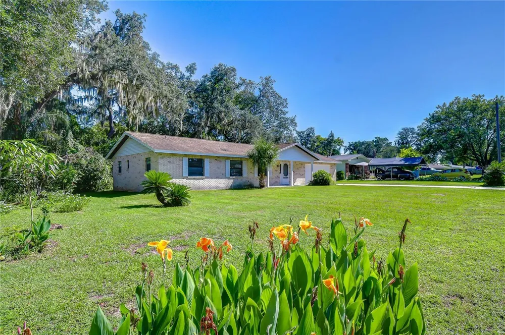 716 WESTWOOD DRIVE Brandon, FL 33511
