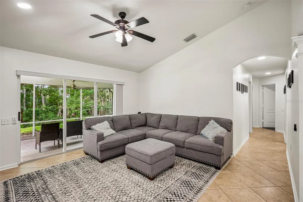 5854 COUNT TURF LANE Wesley Chapel, FL 33544