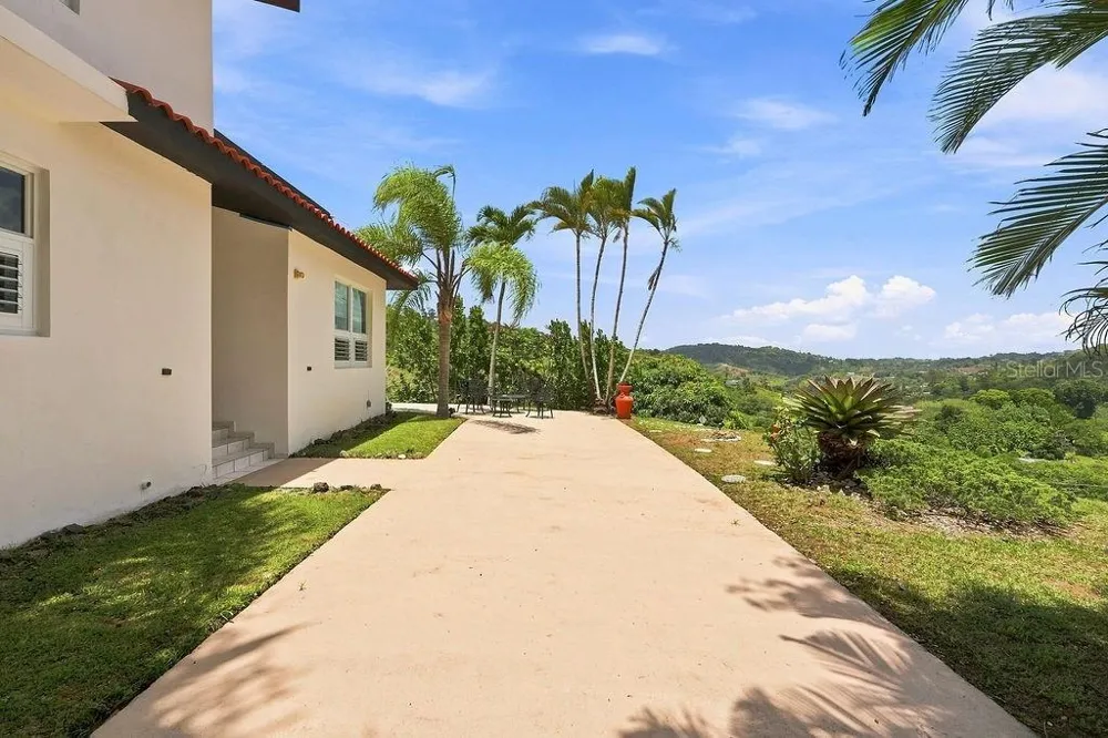Barrio Mana CARR 802 KM 3.6 MANA WARD Corozal, PR 00783