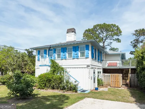 1202 Miller AVE