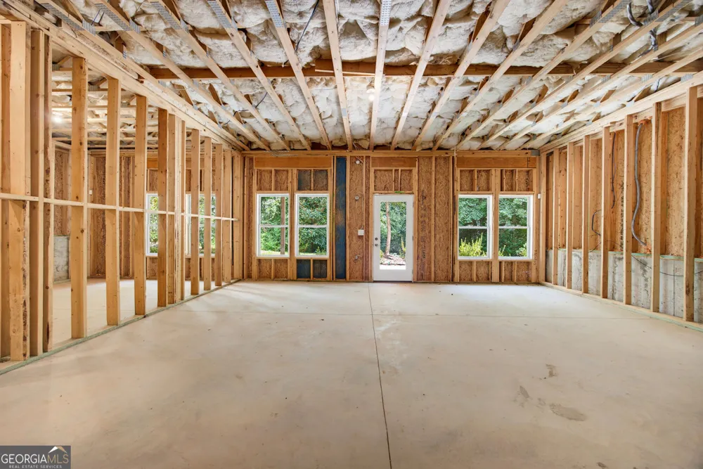 333 Little Pine LN Woodstock, GA 30188