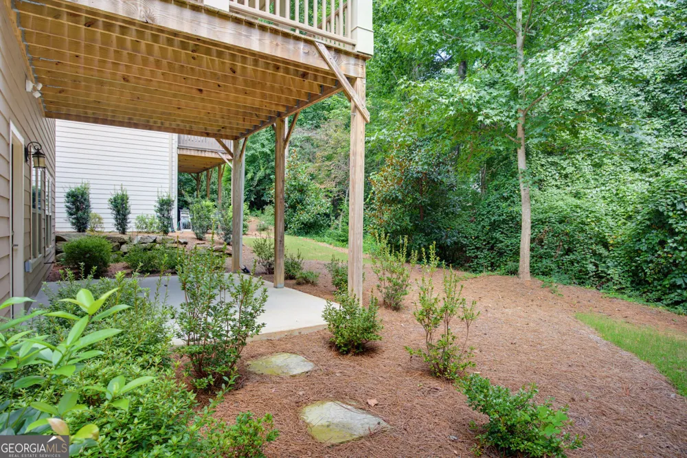 333 Little Pine LN Woodstock, GA 30188