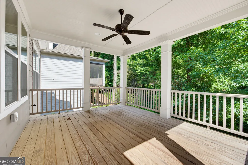 333 Little Pine LN Woodstock, GA 30188