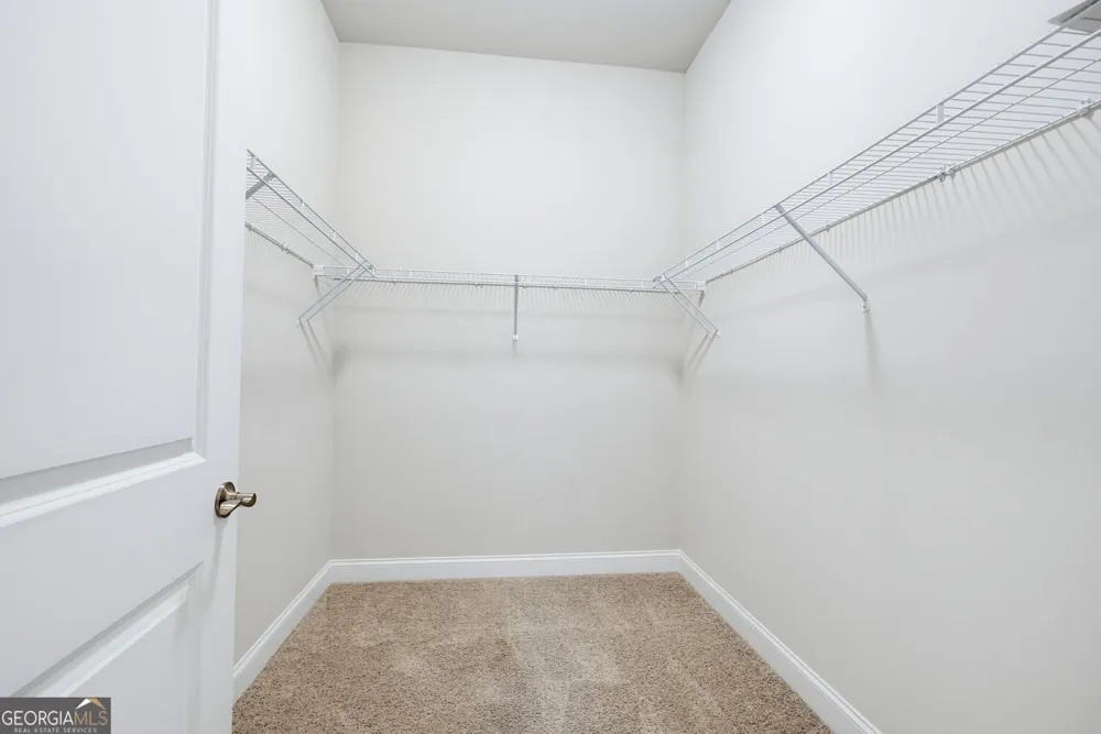 333 Little Pine LN Woodstock, GA 30188